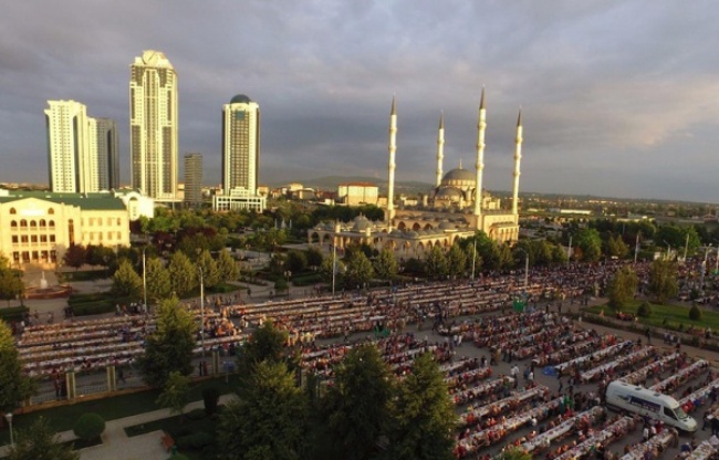 Ифтар в Чечне
