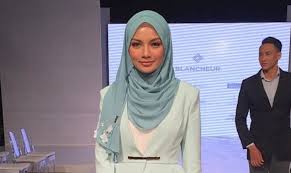 Ниелофа  задает  новый тренд в индустрии  мусульманской моды