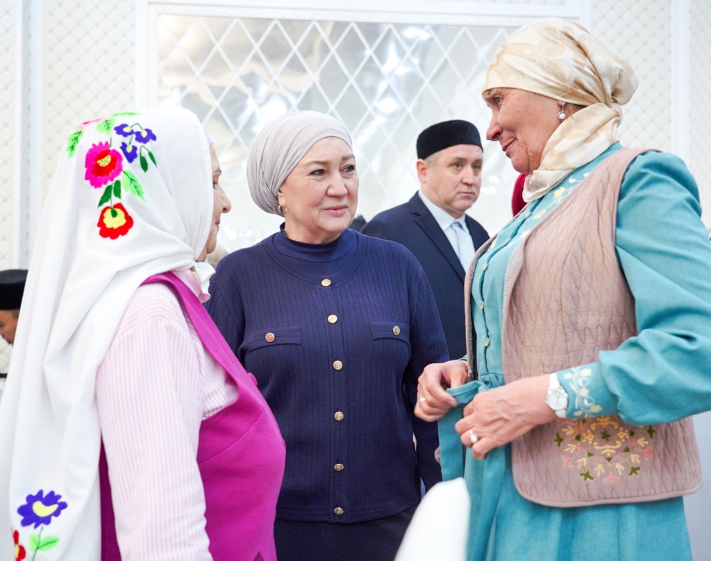 Казань. В «Ярдам-Помощь» прошла пресс-конференция для журналистов Казань. В «Ярдам-Помощь» прошла пресс-конференция для журналистов