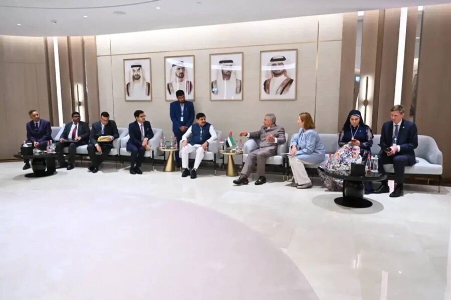 Минниханов встретился с лидером Мадхья-Прадеш. И там, и тут звучит азан